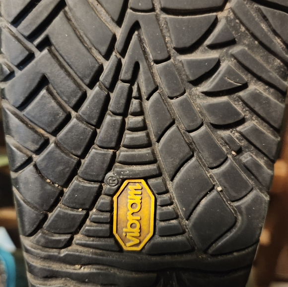 Manitoba Mukluks Tamarak Watwr proof size 8 black - Picture 6 of 8